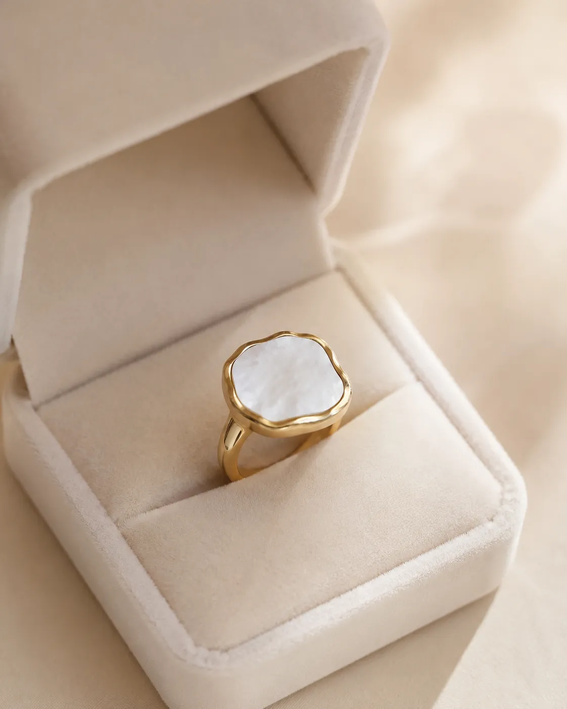 Pearl Bloom Ring
